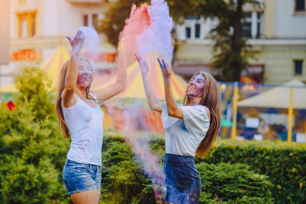 colouring images of holi festival